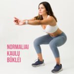 Ranka iki riešo baltame fone ir baltas užrašas